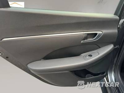 2023 Hyundai Sonata SEL - zdjęcie 18 z 21 - miniatura