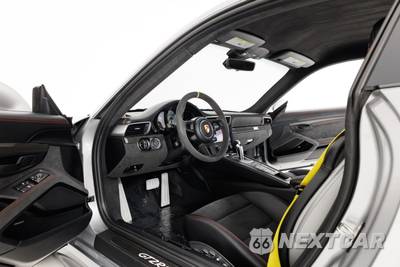 2018 Porsche 911 GT2 RS - zdjęcie 14 z 20 - miniatura
