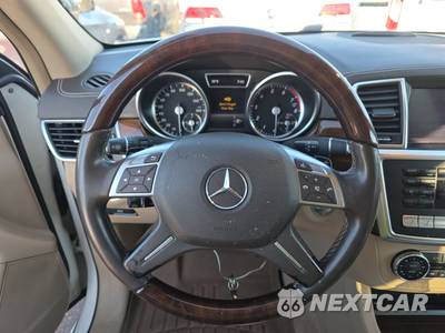 2015 Mercedes-Benz GL 550 4MATIC - zdjęcie 14 z 23 - miniatura