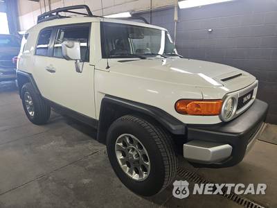 2013 Toyota FJ Cruiser w/Rear Doors - zdjęcie 3 z 26 - miniatura
