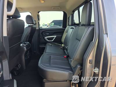 2019 Nissan TITAN XD PRO-4X Crew Cab Short Bed - zdjęcie 19 z 31 - miniatura