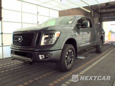 2019 Nissan TITAN XD PRO-4X Crew Cab Short Bed