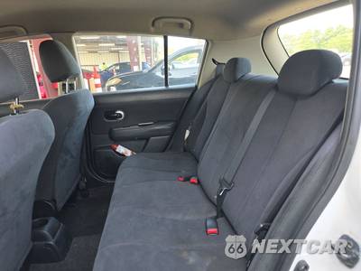 2009 Nissan Versa 1.8 S Hatchback - zdjęcie 13 z 39 - miniatura