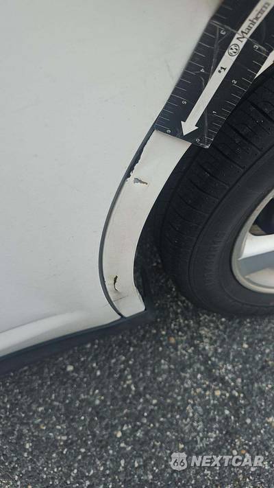 2009 Nissan Versa 1.8 S Hatchback - zdjęcie 21 z 39 - miniatura