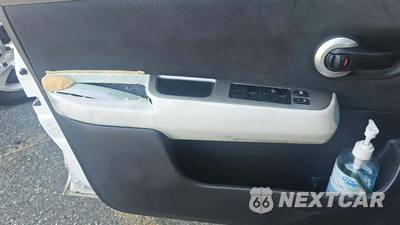 2009 Nissan Versa 1.8 S Hatchback - zdjęcie 33 z 39 - miniatura
