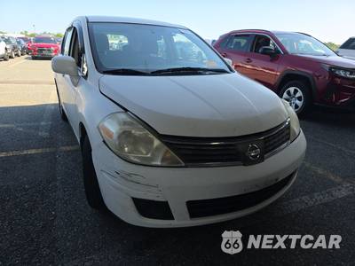 2009 Nissan Versa 1.8 S Hatchback - zdjęcie 2 z 39 - miniatura