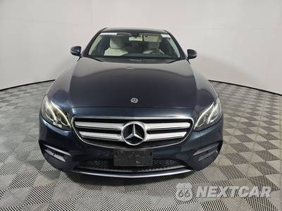 2018 Mercedes-Benz E 300 4MATIC Sedan - zdjęcie 2 z 28 - miniatura