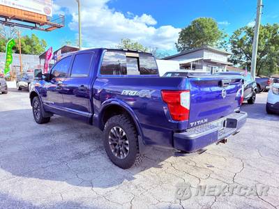 2019 Nissan TITAN PRO-4X Crew Cab Short Bed - zdjęcie 5 z 23 - miniatura