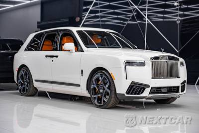 2025 Rolls-Royce Cullinan Black Badge - zdjęcie 1 z 61 - miniatura