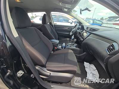 2019 Nissan Rogue Sport S - zdjęcie 8 z 25 - miniatura