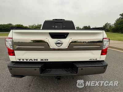 2019 Nissan TITAN XD Platinum Reserve Crew Cab Medium Bed - zdjęcie 6 z 51 - miniatura