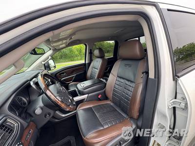 2019 Nissan TITAN XD Platinum Reserve Crew Cab Medium Bed - zdjęcie 36 z 51 - miniatura