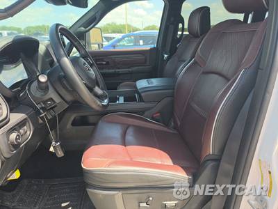 2026 Ram 2500 Limited Extended Crew Cab Medium Bed - zdjęcie 7 z 22 - miniatura