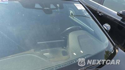 2020 BMW 5 Series Sedan 530i xDrive - zdjęcie 18 z 21 - miniatura