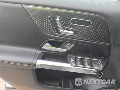 2025 Mercedes-Benz GLB 250 - zdjęcie 9 z 18 - miniatura
