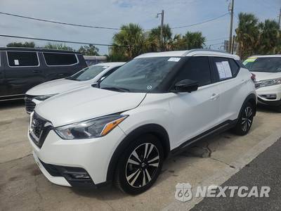 2020 Nissan Kicks SR - zdjęcie 1 z 32 - miniatura
