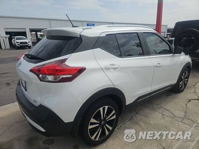 2020 Nissan Kicks SR - zdjęcie 4 z 32 - miniatura