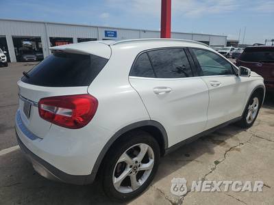 2018 Mercedes-Benz GLA 250 - zdjęcie 4 z 39 - miniatura