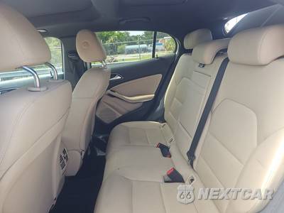 2018 Mercedes-Benz GLA 250 - zdjęcie 13 z 39 - miniatura