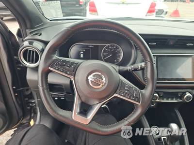2020 Nissan Kicks SR - zdjęcie 10 z 18 - miniatura