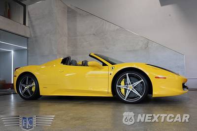 2015 Ferrari 458 Spider Convertible - zdjęcie 16 z 54 - miniatura