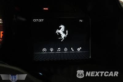2021 Ferrari 812 GTS Convertible - zdjęcie 38 z 56 - miniatura