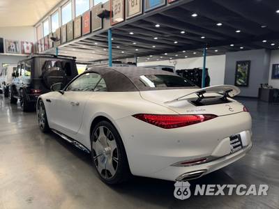 2026 Mercedes-Benz Maybach SL 680 Monogram Series - zdjęcie 10 z 19 - miniatura