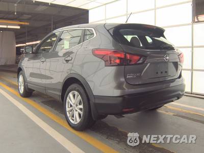 2017 Nissan Rogue Sport S - zdjęcie 6 z 27 - miniatura