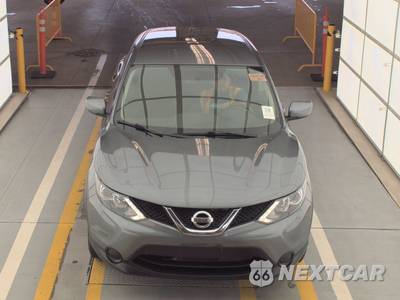 2017 Nissan Rogue Sport S - zdjęcie 2 z 27 - miniatura