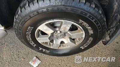 2010 Nissan Pathfinder LE - zdjęcie 35 z 44 - miniatura