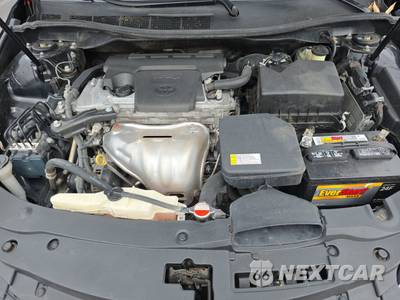 2016 Toyota Camry SE - zdjęcie 15 z 45 - miniatura