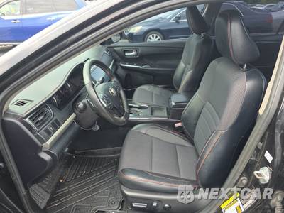 2016 Toyota Camry SE - zdjęcie 7 z 45 - miniatura