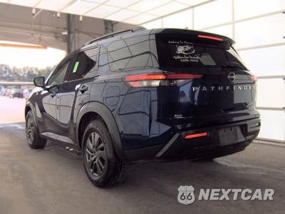 2022 Nissan Pathfinder SV - zdjęcie 6 z 32 - miniatura