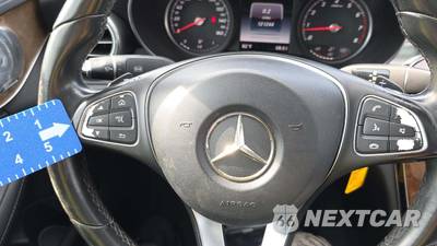 2015 Mercedes-Benz C 300 4MATIC Sedan w/Luxury Pkg - zdjęcie 32 z 34 - miniatura