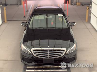 2015 Mercedes-Benz C 300 4MATIC Sedan w/Luxury Pkg - zdjęcie 2 z 34 - miniatura