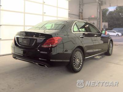 2015 Mercedes-Benz C 300 4MATIC Sedan w/Luxury Pkg - zdjęcie 4 z 34 - miniatura