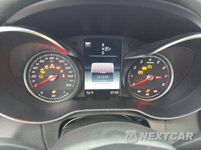 2015 Mercedes-Benz C 300 4MATIC Sedan w/Luxury Pkg - zdjęcie 12 z 34 - miniatura