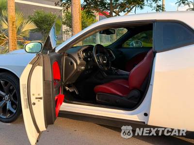 2019 Dodge Challenger SXT - zdjęcie 9 z 21 - miniatura