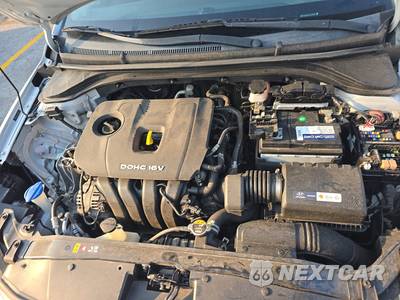 2018 Hyundai Elantra SEL Sedan - zdjęcie 15 z 37 - miniatura