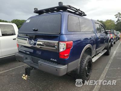 2017 Nissan TITAN XD Platinum Reserve Crew Cab Medium Bed - zdjęcie 4 z 34 - miniatura