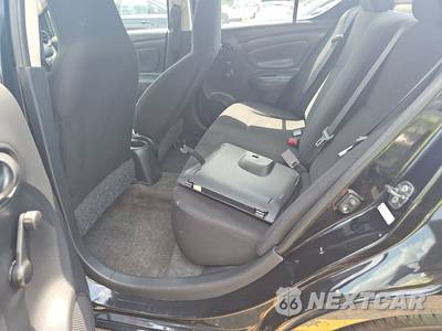 2015 Nissan Versa S Plus - zdjęcie 13 z 38 - miniatura