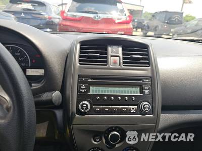 2015 Nissan Versa S Plus - zdjęcie 11 z 38 - miniatura