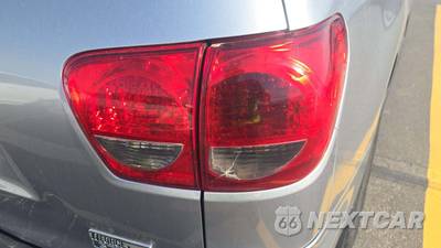 2012 Toyota Sequoia SR5 - zdjęcie 36 z 57 - miniatura