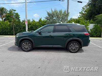 2023 Nissan Pathfinder SL - zdjęcie 3 z 20 - miniatura