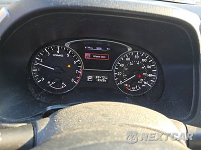 2014 Nissan Pathfinder SL - zdjęcie 18 z 48 - miniatura