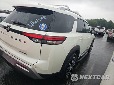 2023 Nissan Pathfinder Platinum - zdjęcie 4 z 21 - miniatura