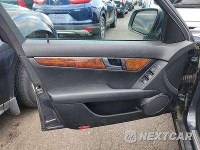 2008 Mercedes-Benz C 300 - zdjęcie 9 z 30 - miniatura