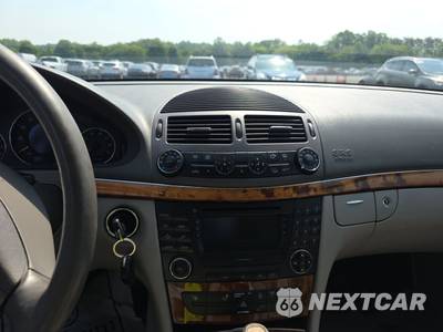 2003 Mercedes-Benz E 320 Sedan - zdjęcie 11 z 35 - miniatura