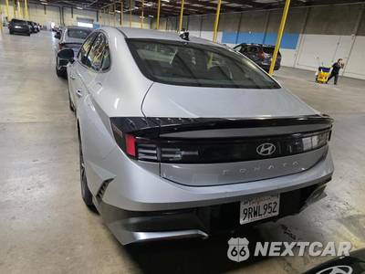2025 Hyundai Sonata SEL - zdjęcie 14 z 26 - miniatura