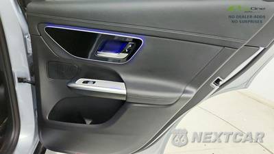 2025 Mercedes-Benz GLC 300 4MATIC - zdjęcie 43 z 50 - miniatura